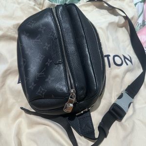 Louis Vuitton bumbag/waist bag